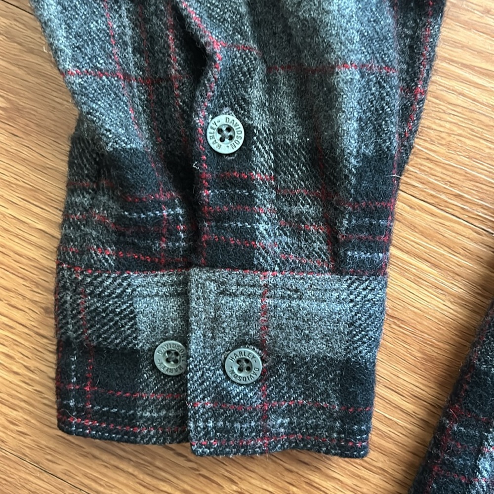 Harley-Davidson Black and Gray Plaid Shirt - Picture 5 of 8
